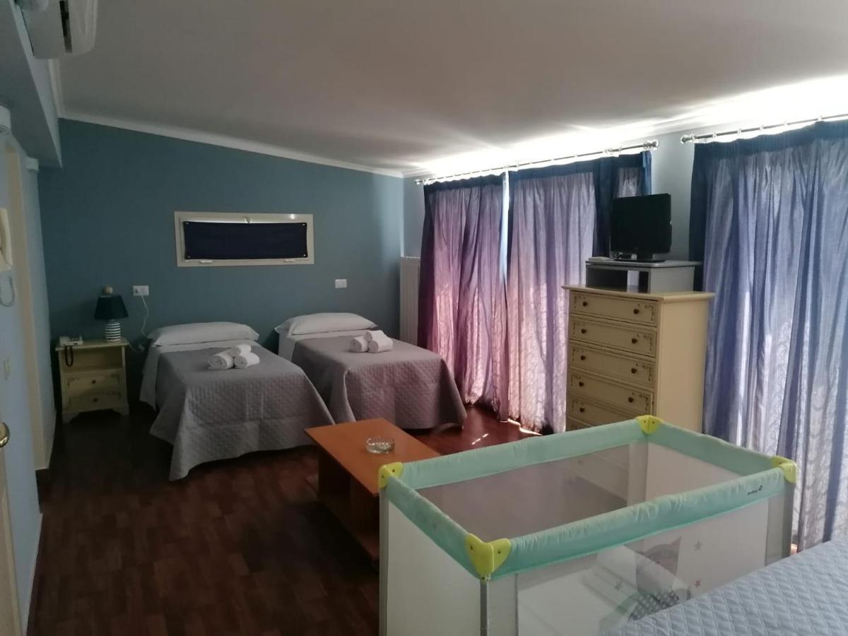 Hotel Villa Benvenuti ヴィアレッジョ エクステリア 写真