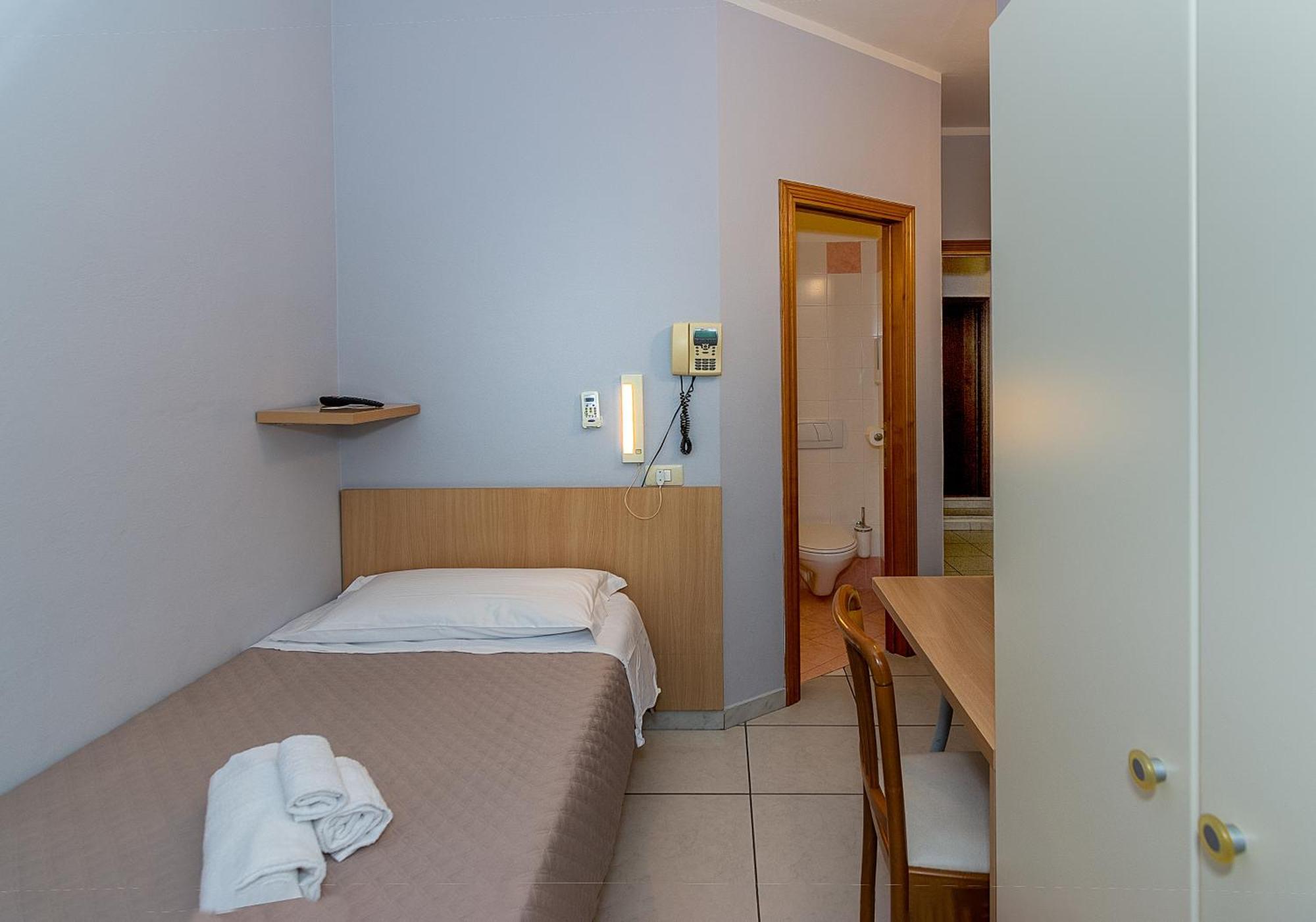 Hotel Villa Benvenuti ヴィアレッジョ エクステリア 写真