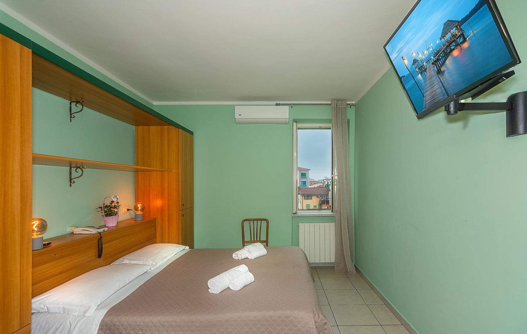 Hotel Villa Benvenuti ヴィアレッジョ エクステリア 写真