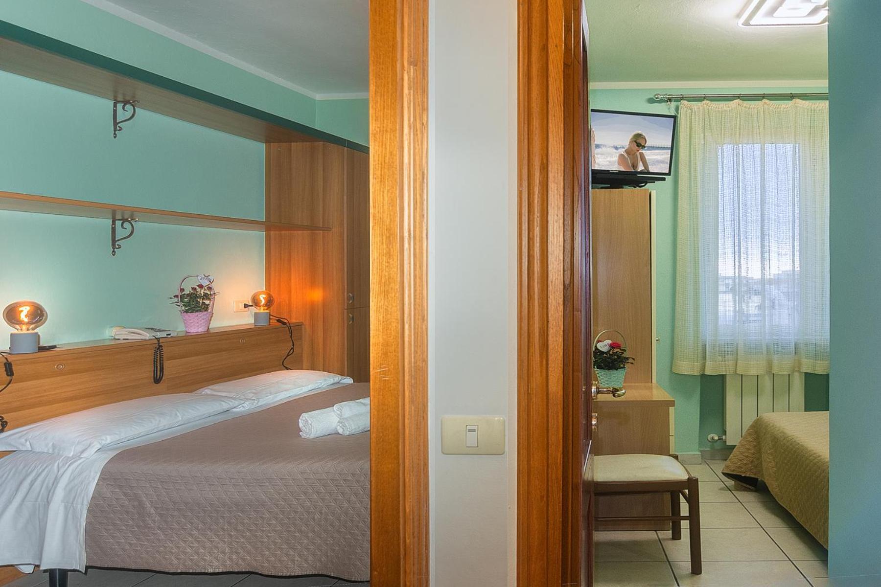 Hotel Villa Benvenuti ヴィアレッジョ エクステリア 写真