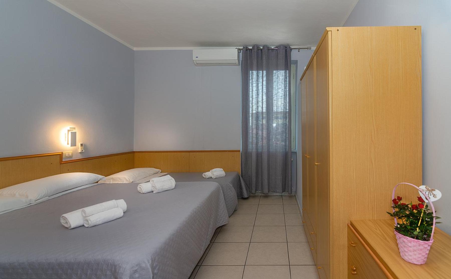 Hotel Villa Benvenuti ヴィアレッジョ エクステリア 写真