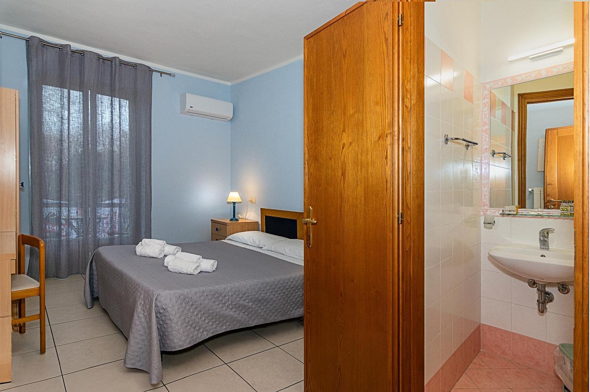 Hotel Villa Benvenuti ヴィアレッジョ エクステリア 写真